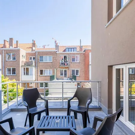 Ereva Seaside 2 Bedroom Duplex Modern 奥斯滕德